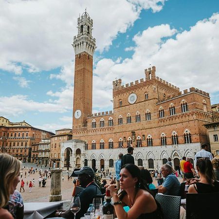 Apartamento Asso Di Picche Siena Exterior foto