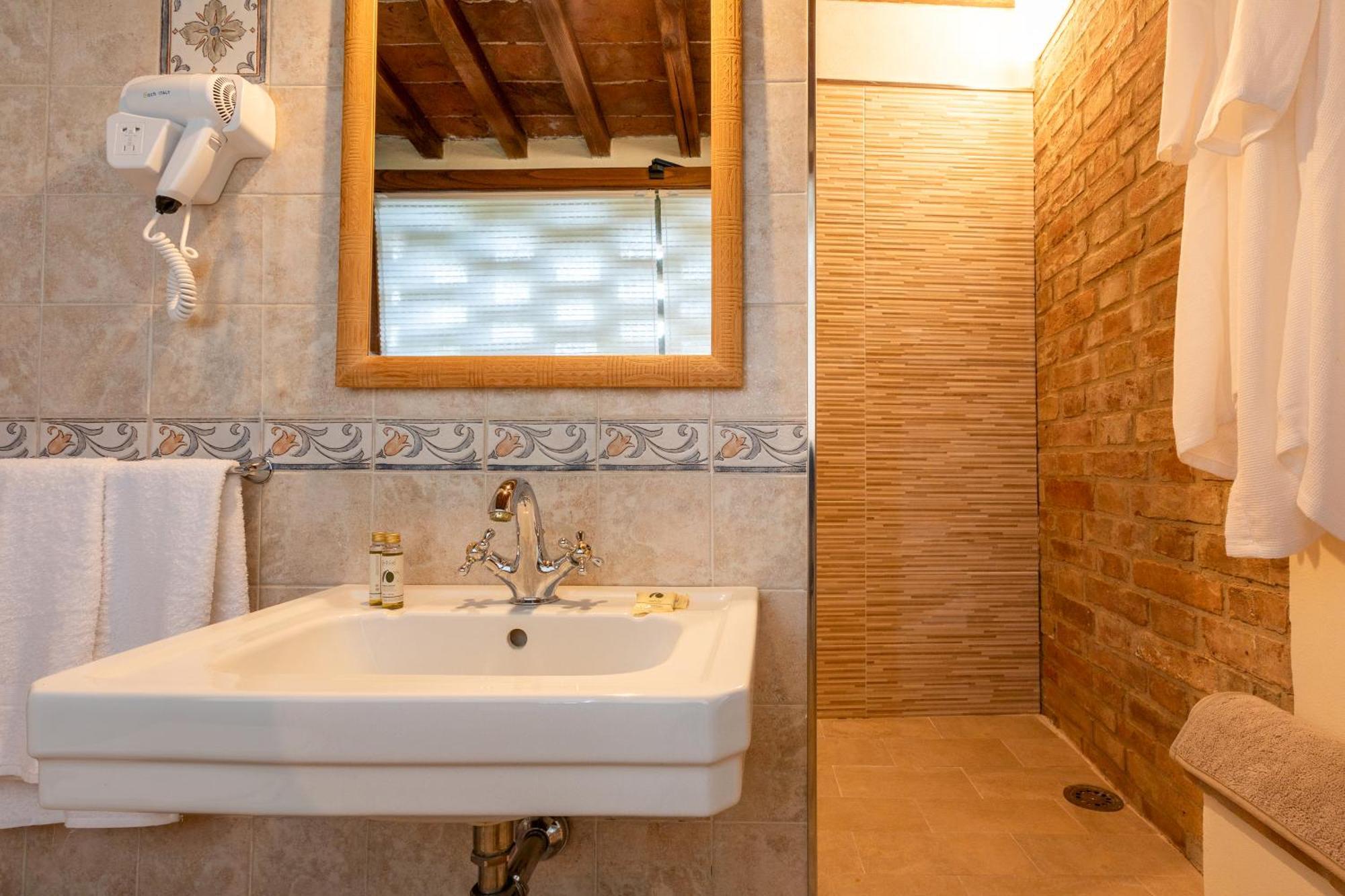 Apartamento Asso Di Picche Siena Exterior foto