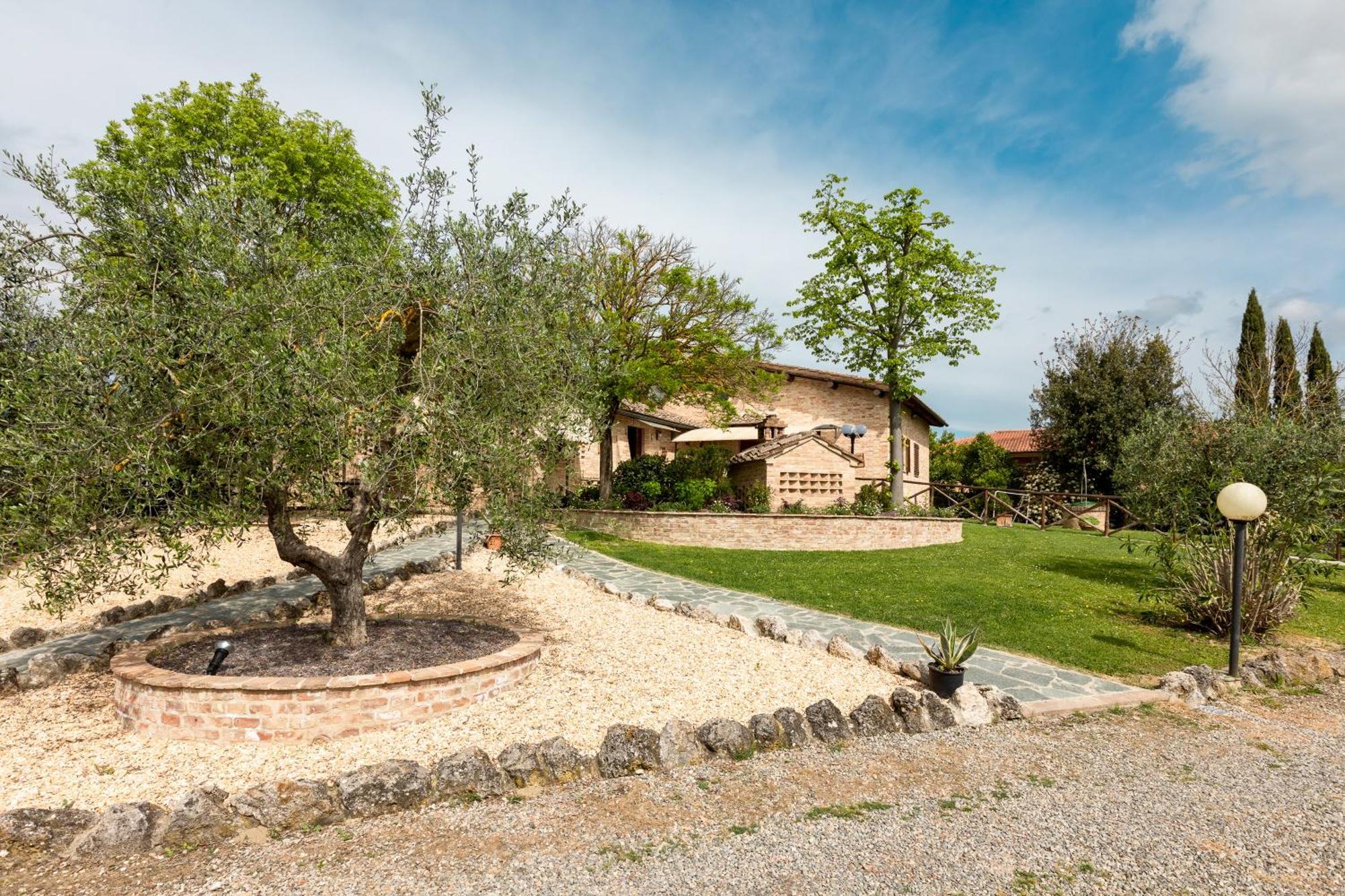 Apartamento Asso Di Picche Siena Exterior foto