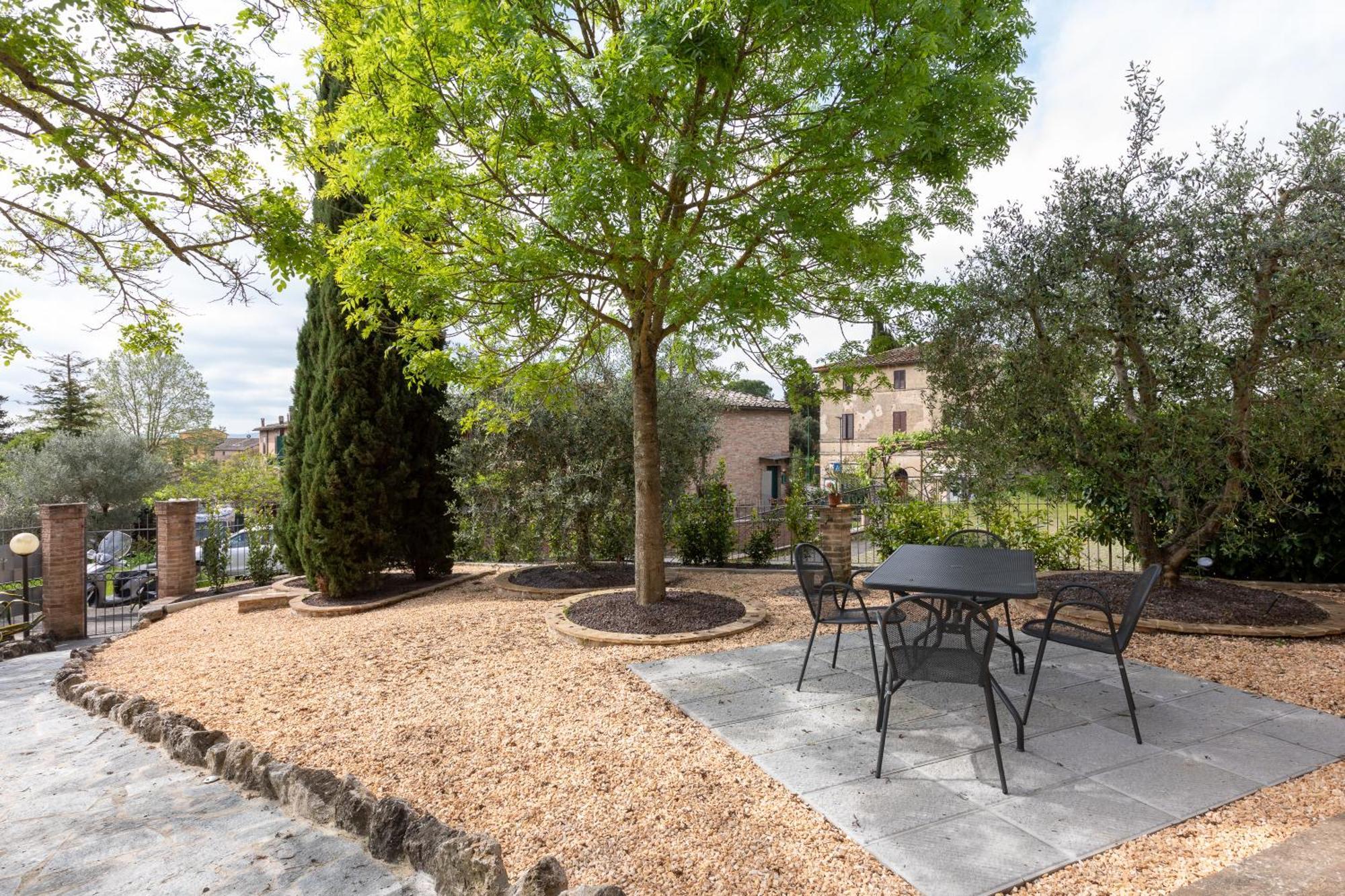 Apartamento Asso Di Picche Siena Exterior foto